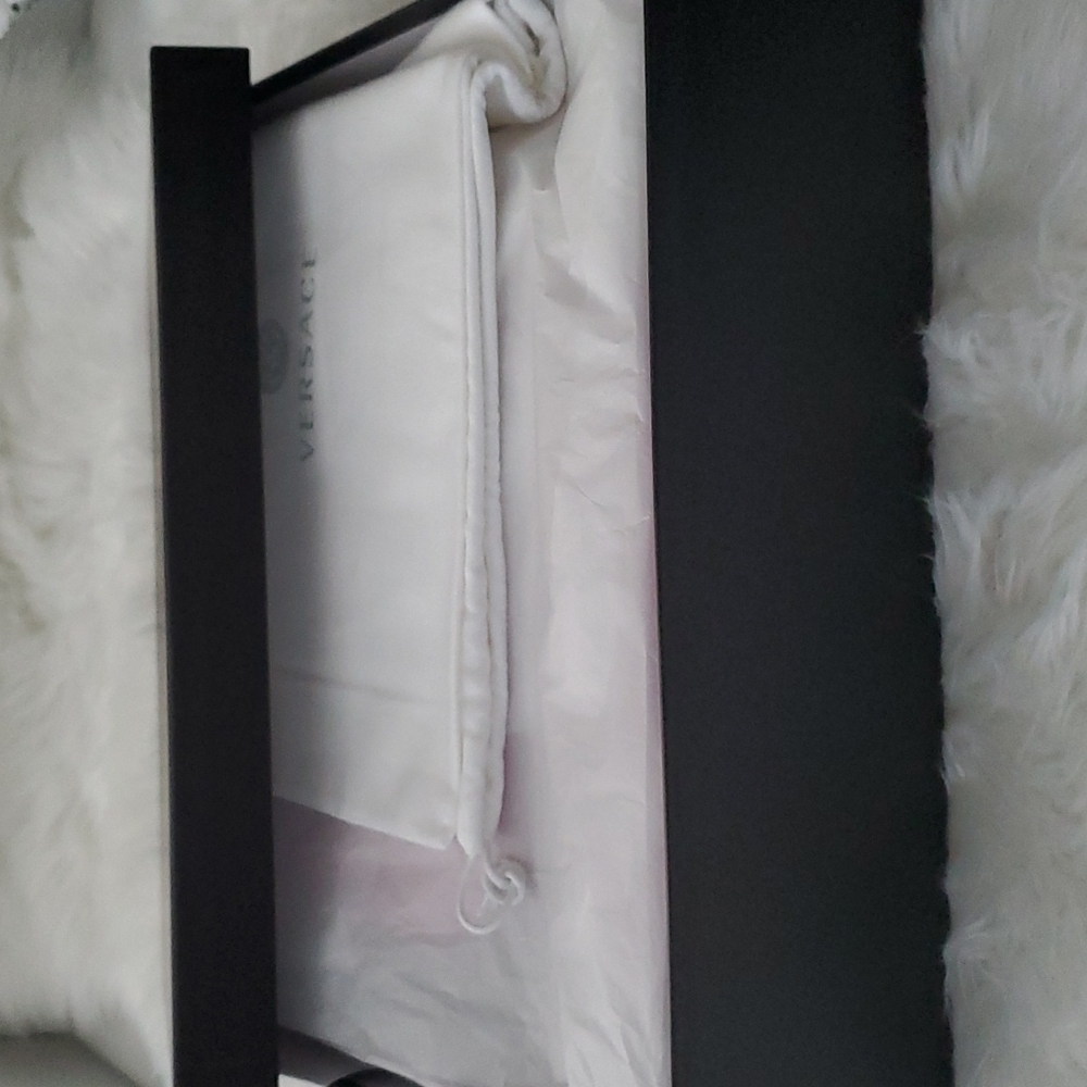 SOLD-----LAST CHANCE!! - NWT VERSACE MEDUSA AEVITAS PLATFORM PUMPS - Picture 9 of 17